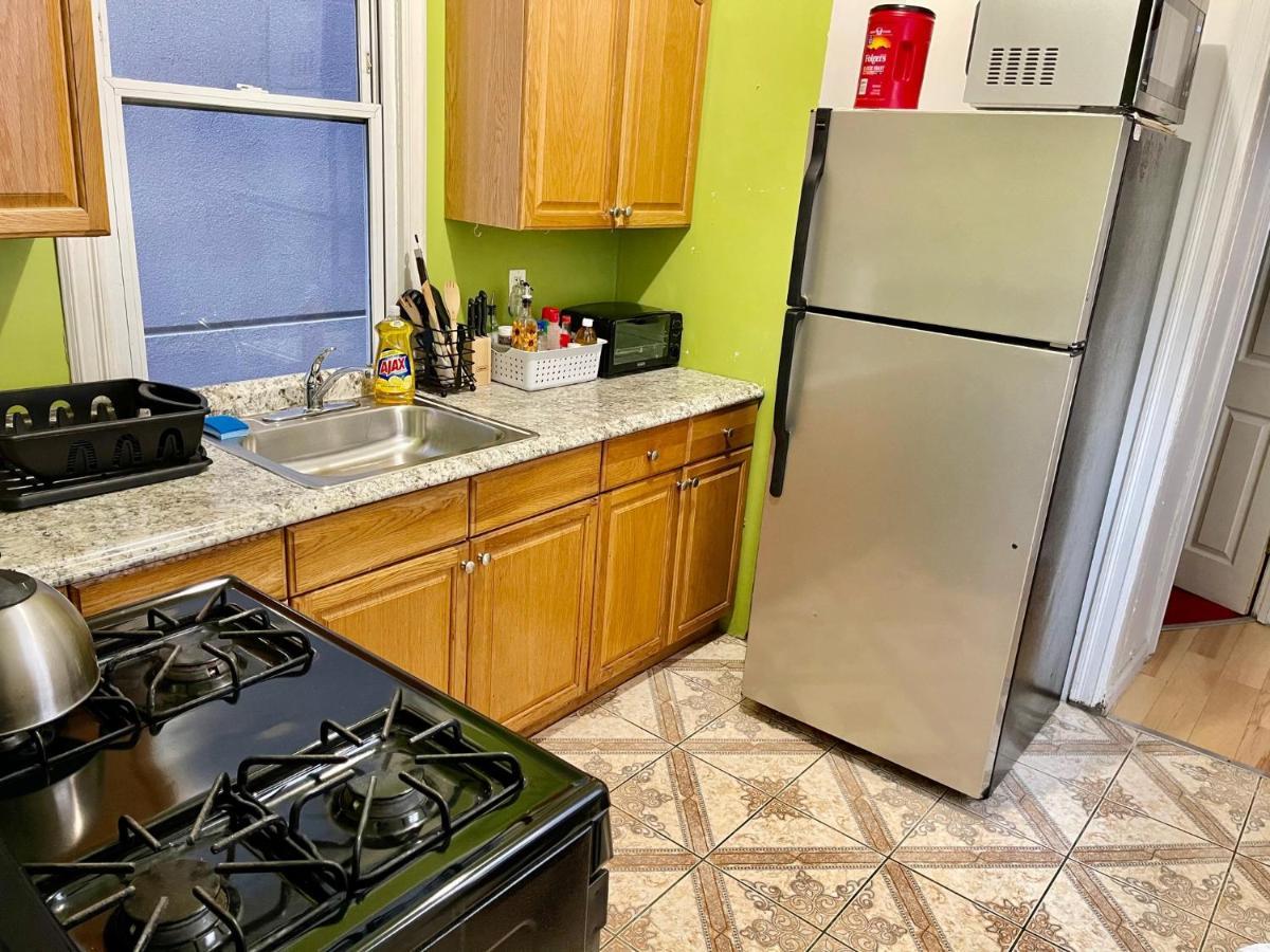 ניו יורק 3 Bedrooms 2 Stops To Manhattan מראה חיצוני תמונה